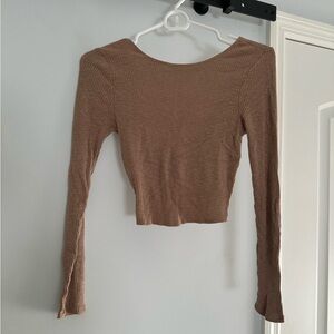 altar’d state - Women's Tan Ribbed Long Sleeve Top low back
